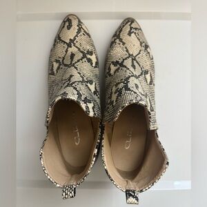 CL By Laundry Snake Skin Booties‎ 9